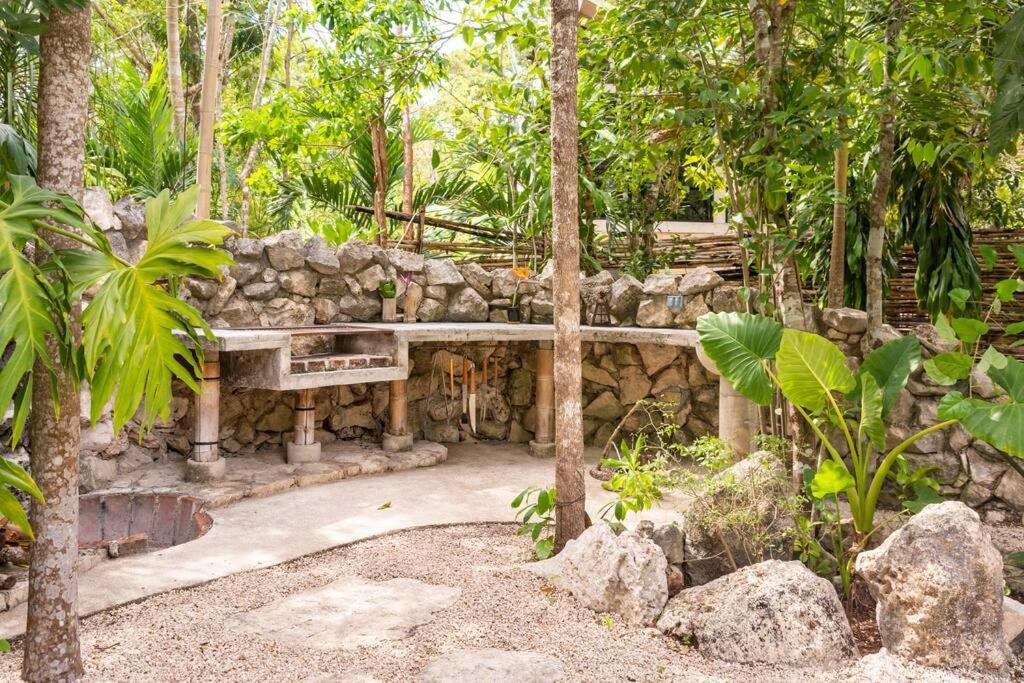 Zen Canto Tuuch :: May The Jungle Be With You Ferienhaus *